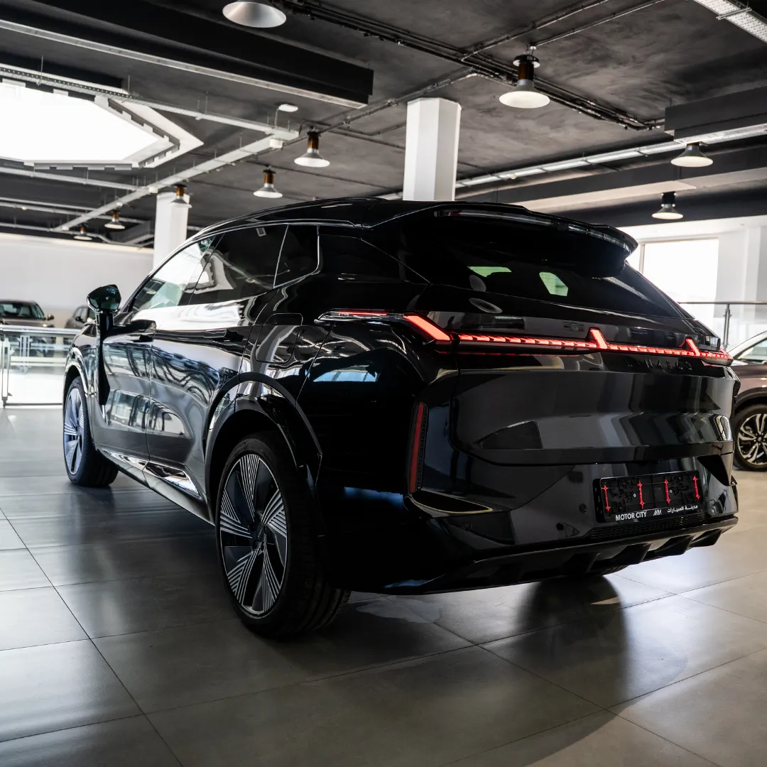 Lynk & Co 08