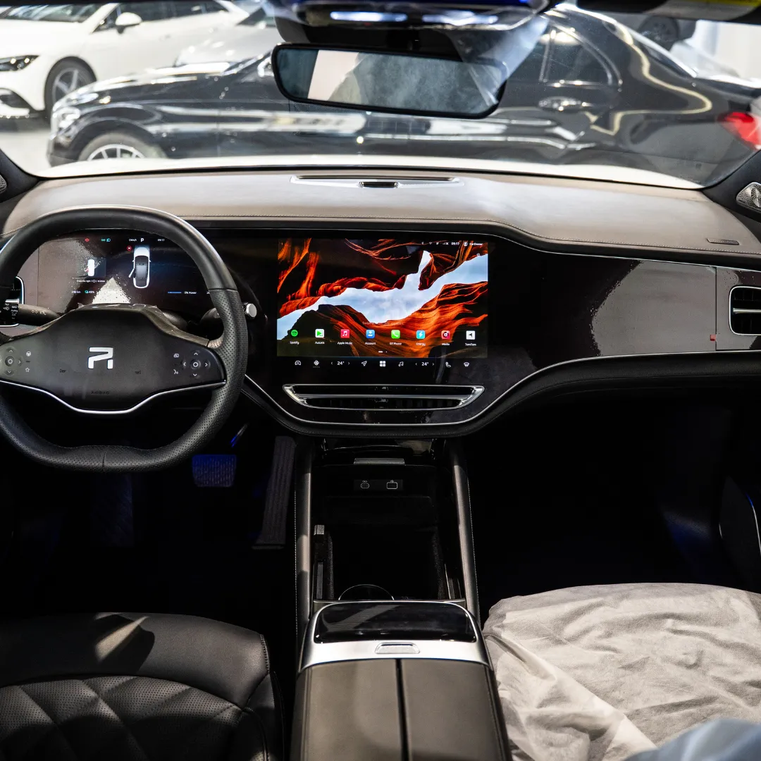 R7