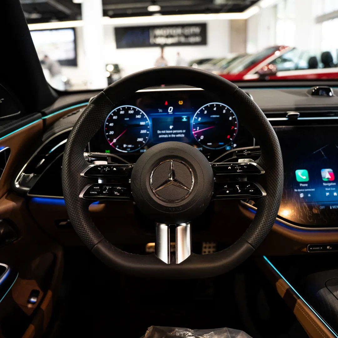E200